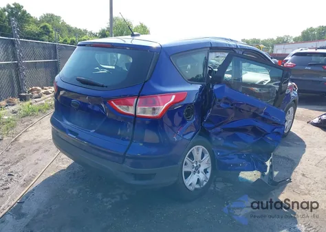 2015 Ford Escape S z USA, uszkodzony, nr VIN 1FMCU0F71FUA05484